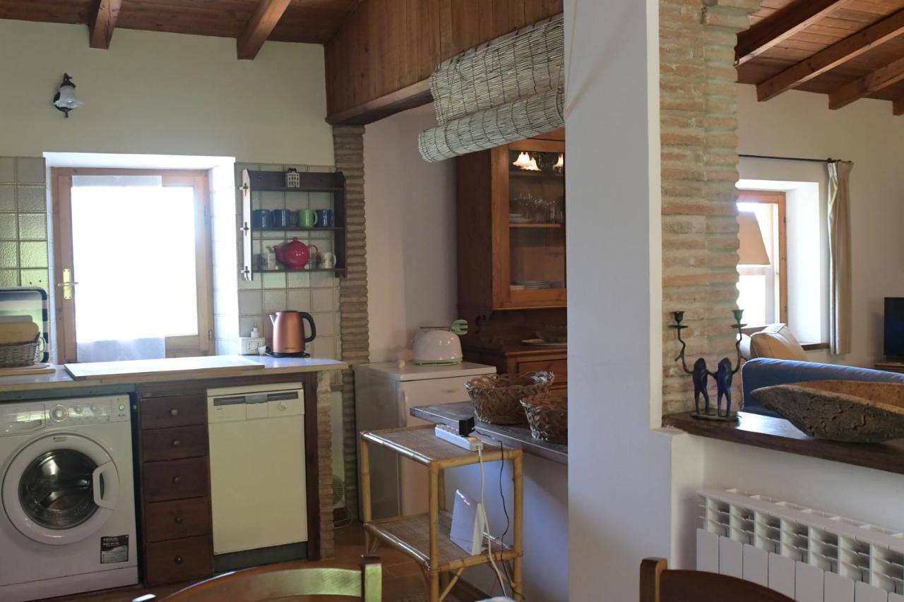 Localita S Cecilia 30, Urbania Apartment Bagian luar foto